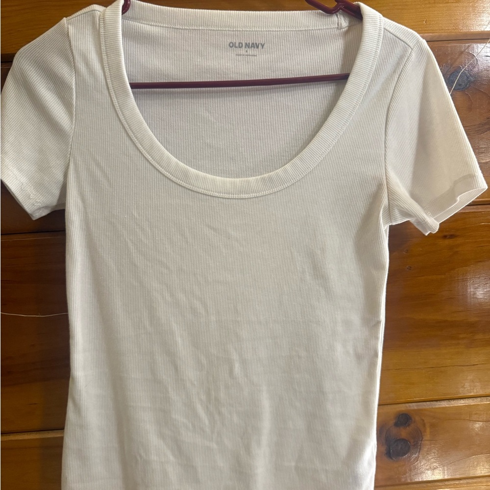Old Navy White Fitted Short Sleeve T-Shirt